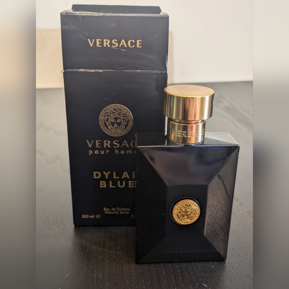 Versace Other - Versace Black and Gold Eau de Toilette